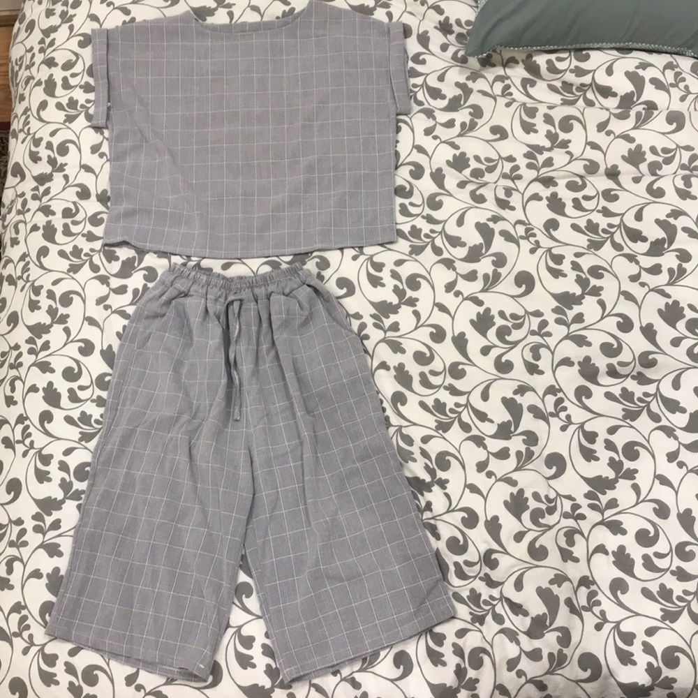 Large checker linen co ord